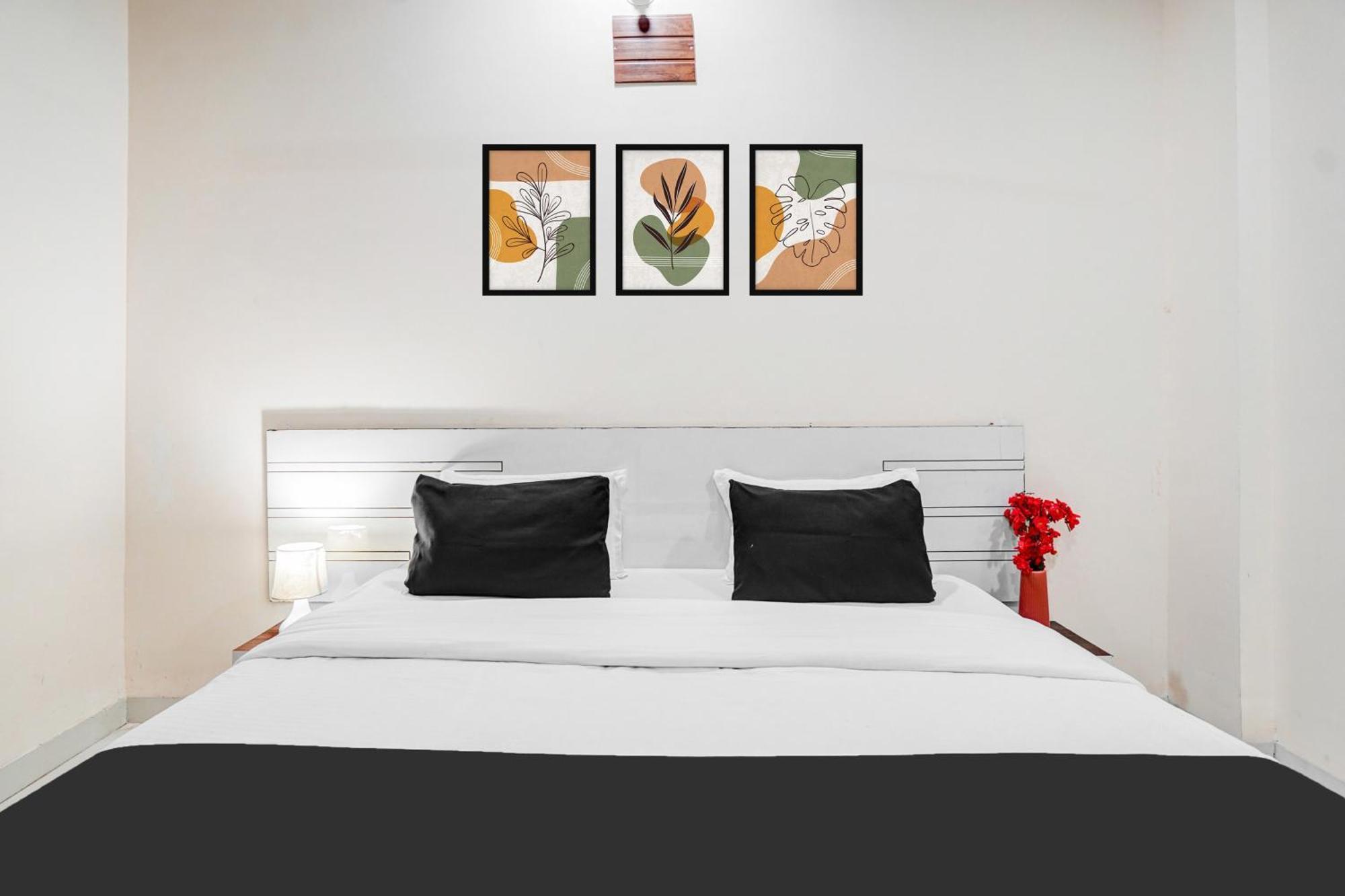 אינדורה Super Hotel O Brilliant Convention Centre Formerly Madhur Shree מראה חיצוני תמונה