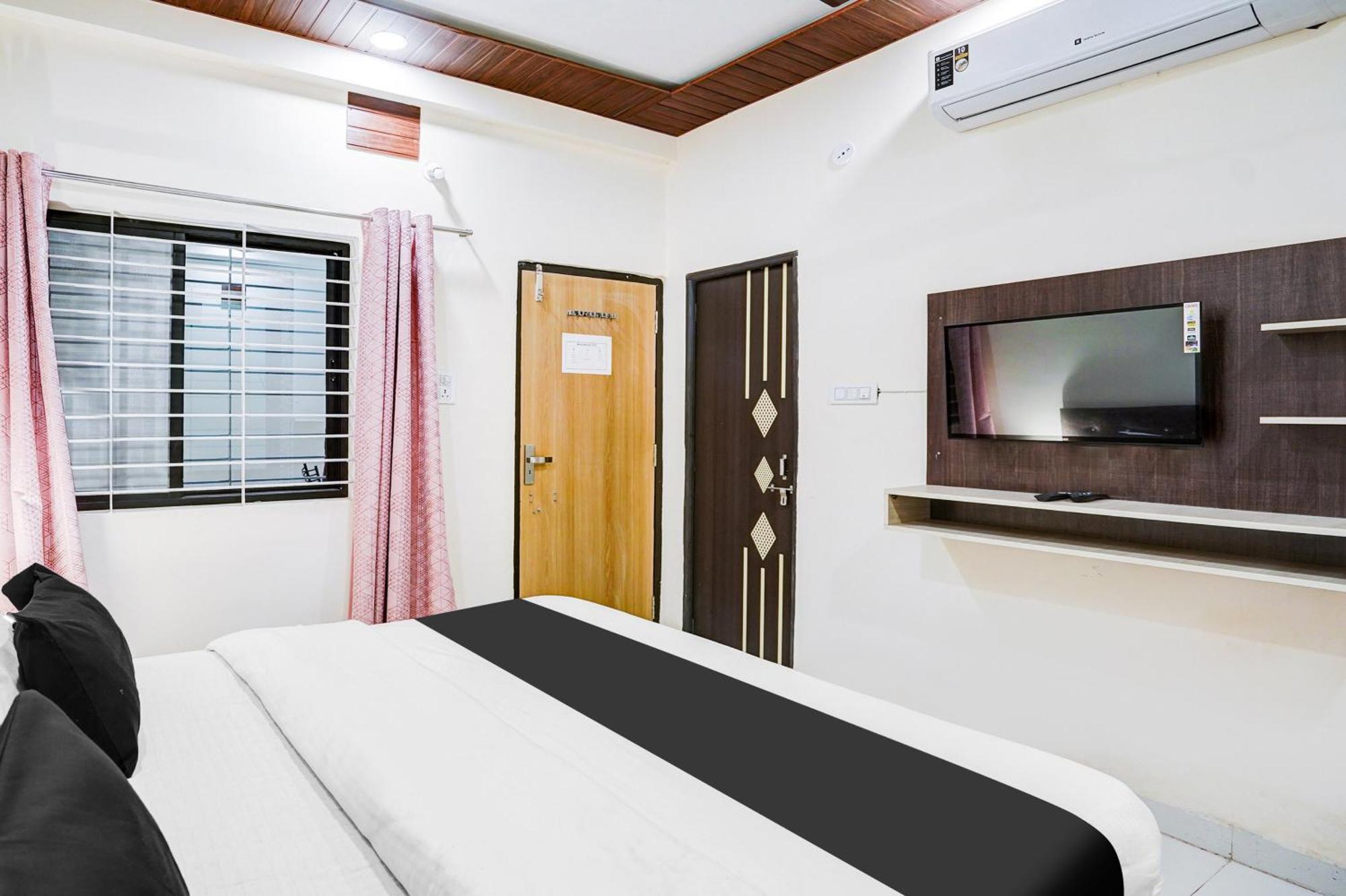אינדורה Super Hotel O Brilliant Convention Centre Formerly Madhur Shree מראה חיצוני תמונה